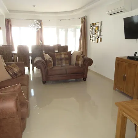 Luxury With Private Pool Walking Distance To And Marina