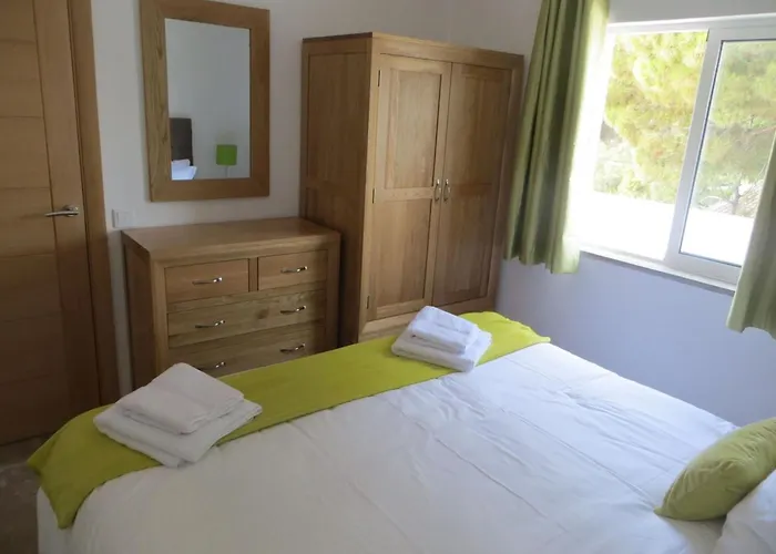 Luxury With Private Pool Walking Distance To And Marina 别墅